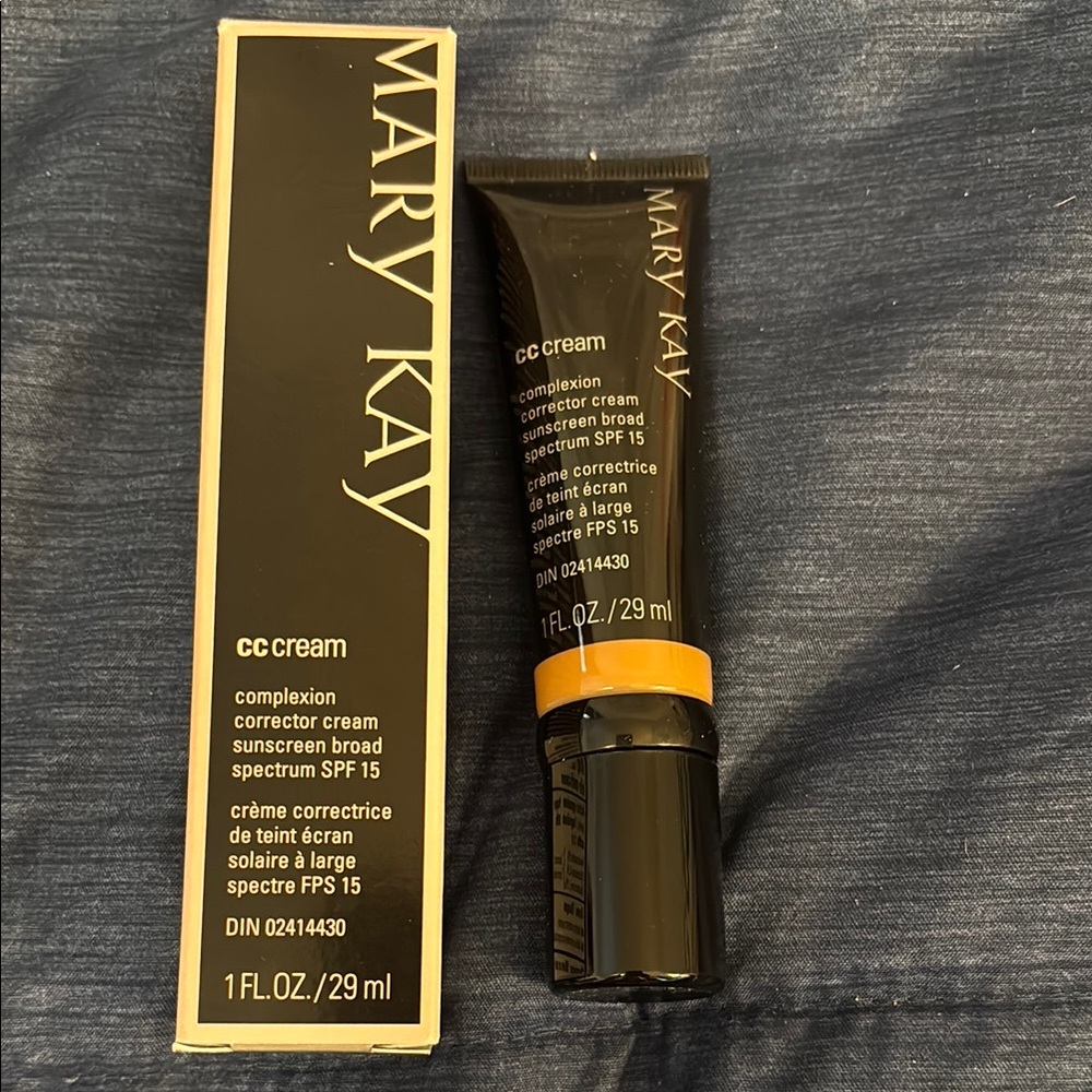 Mary Kay CC Cream SPF 15 in Deep
